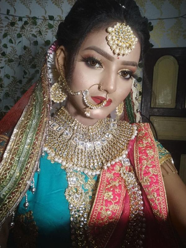 If you are looking for ultimate fun and pleasure then hire Kolkata escorts service. We have the most beautiful, charming, and sexy escorts. These escorts are ready to offer you ultimate fun and pleasu