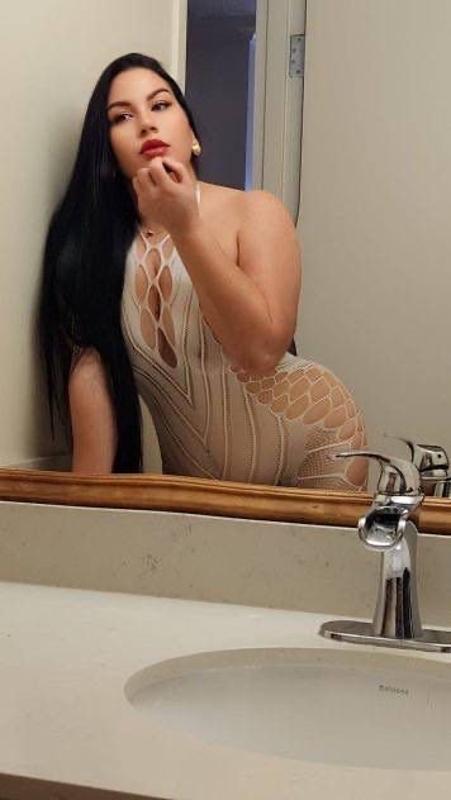 🌸🦋Hello love, my name is Maria, I'm 25 years old, I'm Colombian🌸🦋