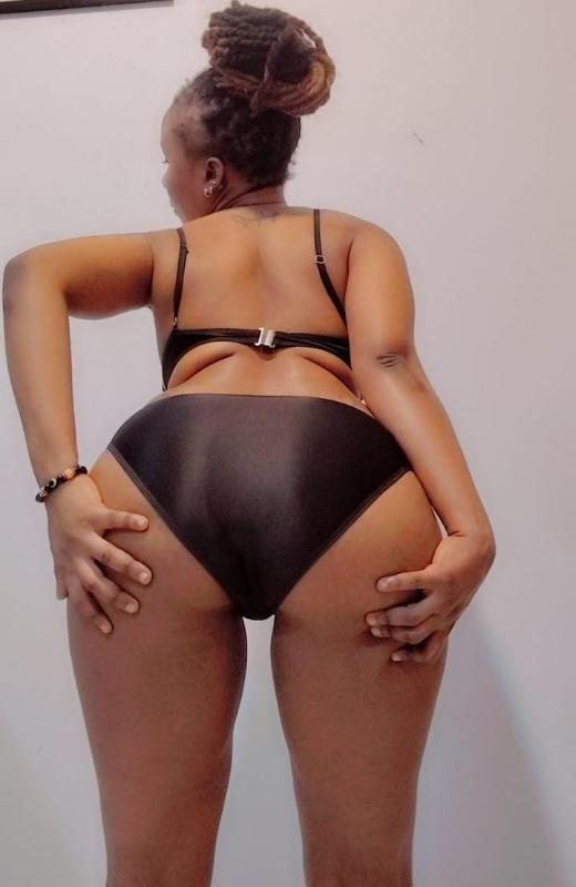 Shayan here😍23yrs of Age 😘 Ready to Make you Experience the best moment of your lifetime 👌Am a curvy lady 🥵Friendly and good in interacting with people 😘🤞 Kindly DM for a Serious Business and good mom