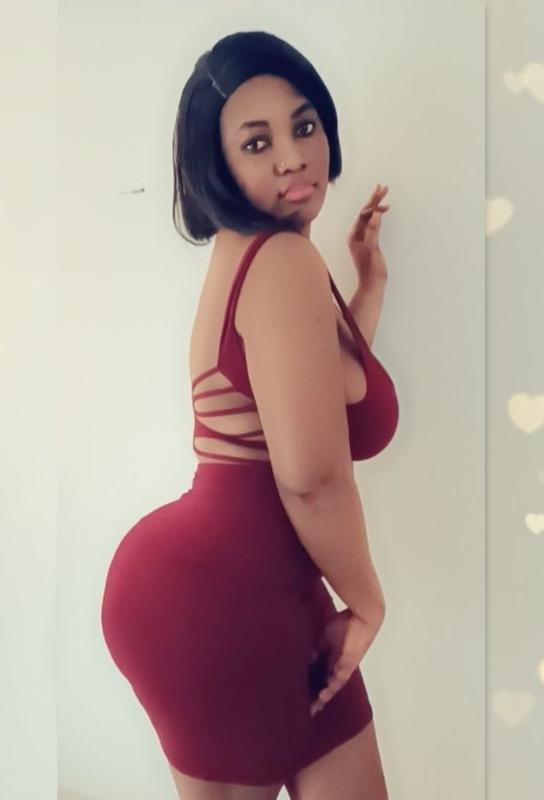 I am Amaal busty sexy African hot girl living in Mehrauli, New Delhi.