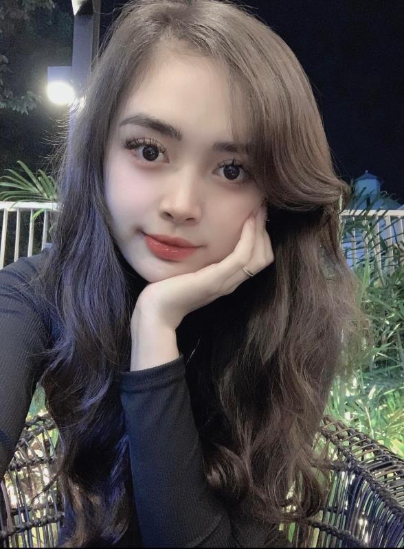 Hello im Queen Angela a High Class Asian Model im a Vietnam and I am passionate and sensual, sophisticated yet fun loving with a very naughty side which I would love to share with you. I cater to exce