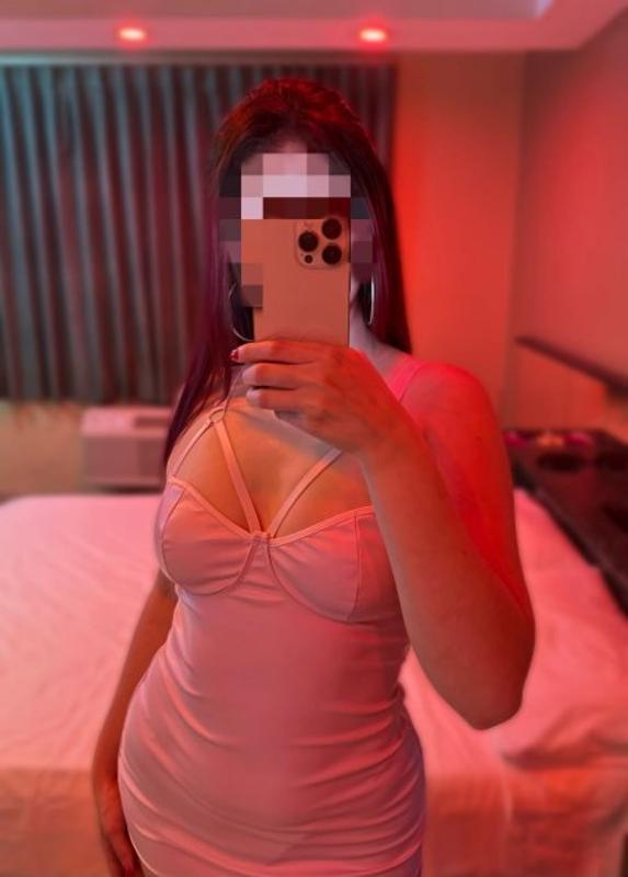 Nueva y Mojadita (786) 521-2820 LLamame