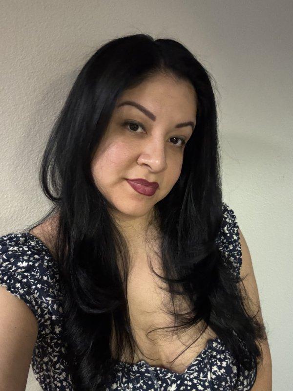 Your new favorite girl!