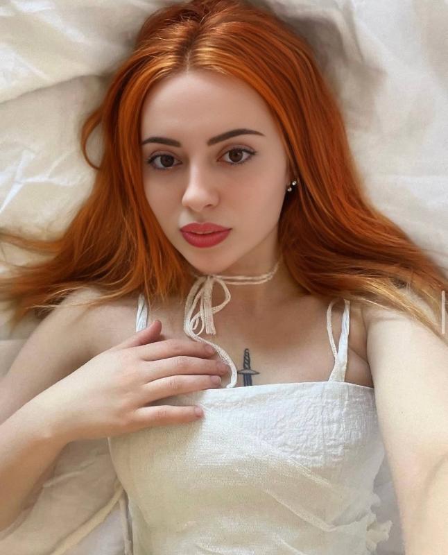 Hello everyone, men and women who want to have a good time with me, just write to me on WhatsApp, take care of yourself, I love you