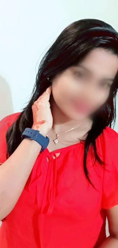 book Independent girl Sumi as your partner tonight