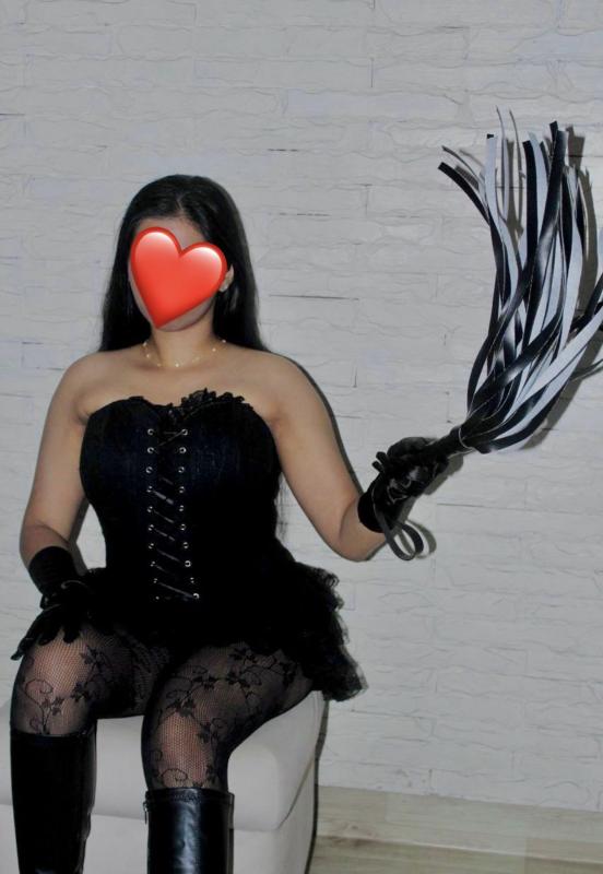 Welcome to my world, I am Anusha, a 28-year-old enchantress from New Delhi. I am an independent woman, residing in a comfortable 2BHK apartment in South Delhi. I assure you that when you contact me, y