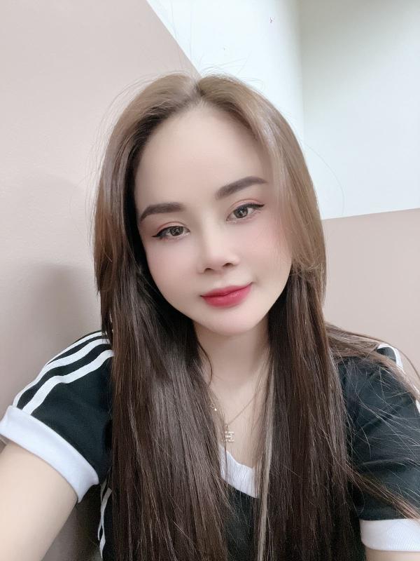 Hi..Every body Im from Laos , I work independently, I am 24 years old. My pictures are real 100%... I am a real woman, with a perfect body curves and sexy, beautiful face, smiling and soft skin I have