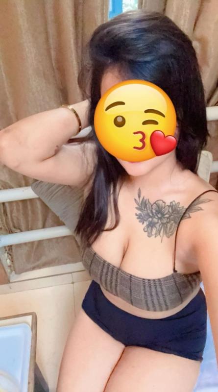 Hi guys. I am Kaur Preet, I am 22 years old, and I am an independent girl 💞💞. I am pursuing at Bangalore University💞💞. I often travel around the cities of Bangalore for personal meetings❤️❤️. True and