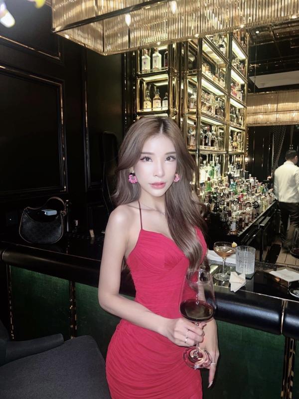 First and foremost, I’m Stella 24 yrs old. I’m a luxury, kind, clean and friendly to be spending time with you in any situation. The most allure and the sweetest girl you’ll ever meet ❤️These are all