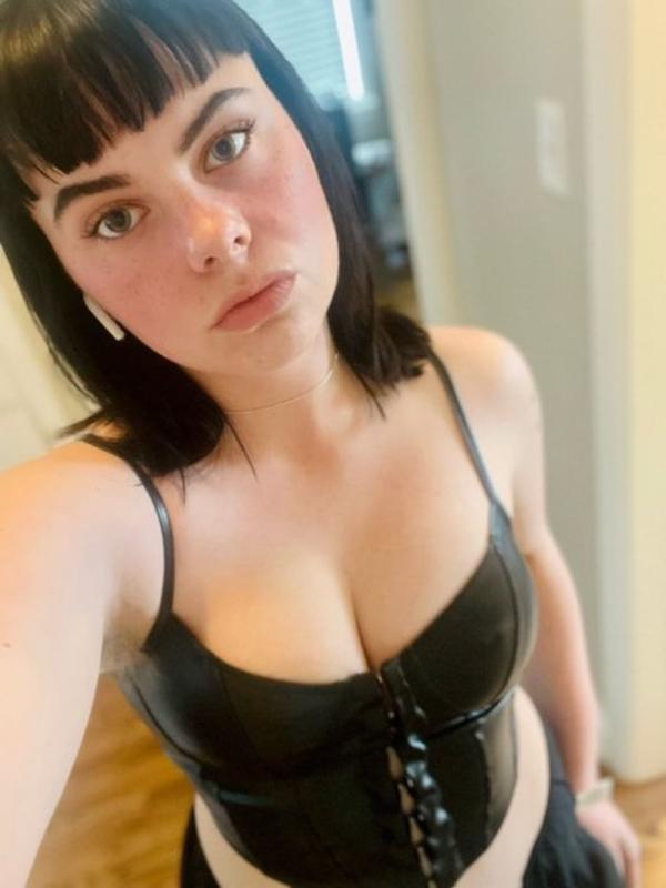 Female Escort 🍆❤️💕💯🔞