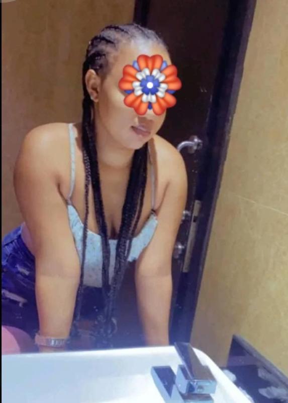 Hi Gentleman, myself Queen Hannah a South African hot girl currently in Andheri East Mumbai Maharashtra, fresh and new in town..
