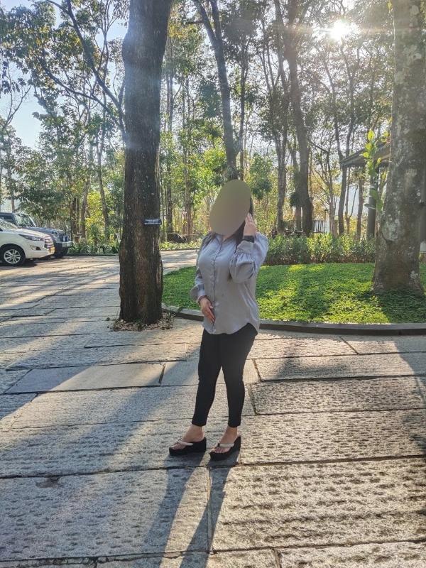 Hey I m Soniya Chennai I m independent only available all over Chennai.kindly whatsapp massage me for service .my charges are about for
1hour 10k for 💯💯💯
2hour 15k for💯💯💯
full night 25k💯❤️❤️