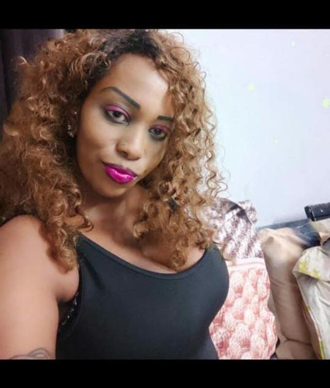 Hi Dons
Am an independent African lady no agent or agency involved.