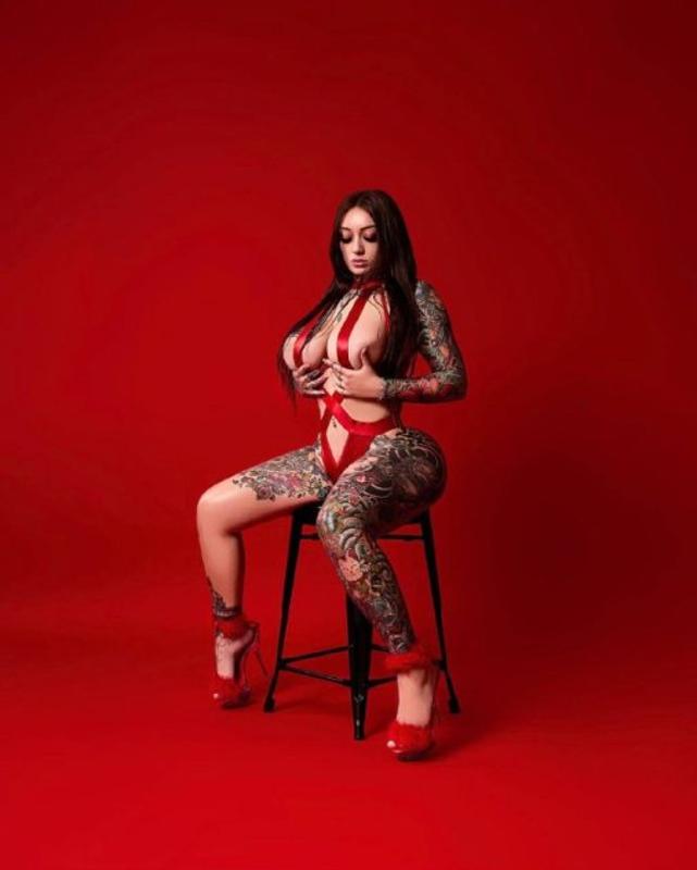 New in town sexy girl ready for you I'm ready now call me +15202545612