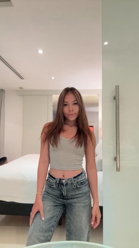 Hi ..I’m Aila  23years old. I’m not scammer here  the real pic please text me if you want to meet . 
I’m nice and friendly. Girlfriend experience  can go hangout and have fun together
⛔cancelled must