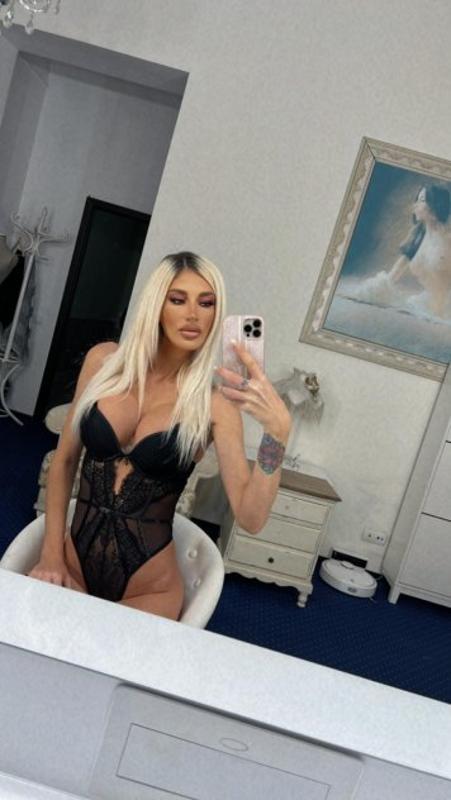 REAL PHOTO 💯✅ hot and sexy 🔥 no rudes❌