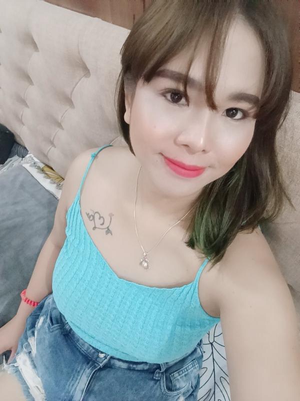 My name Nanny,  I am a thai woman
I had a good massage and I had good service 
I am 164 cm tall and weigh 70
 kg