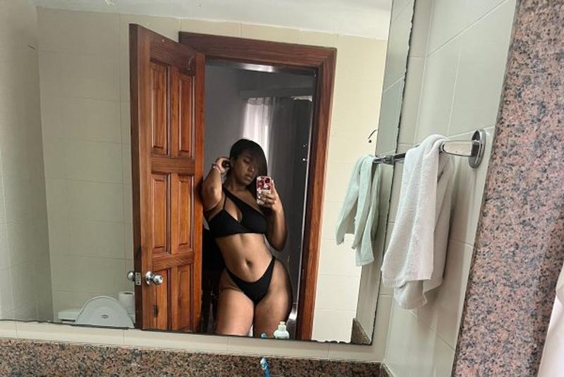 PAY CASH” HI GUYS MY NAME IS Laura I'M 25 😘 I JUST WANT TO HAVE FUN H