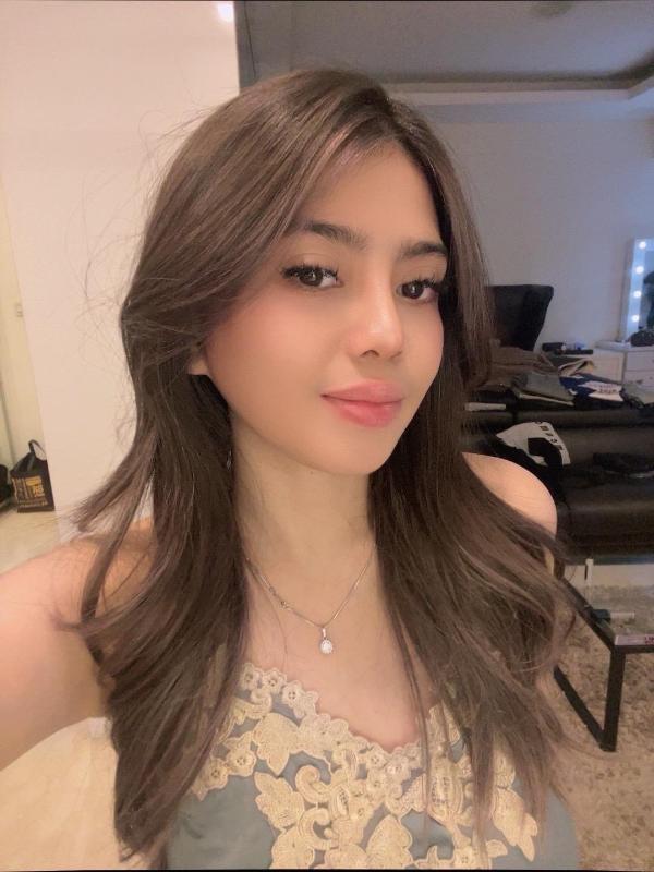 Hey Im Allea new in Island!
please be nice with me 😜
IM YOUNG AND FRESH
DELICATE WITH PARFUME, PROFESIONAL