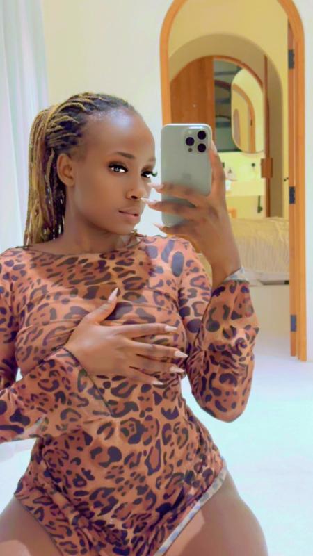 I’m Lulu, your sexy ebony companion offering an 
authentic GFE designed to take you to new heights of pleasure. I typically cater to business and professional men who are seeking the warmth and allure
