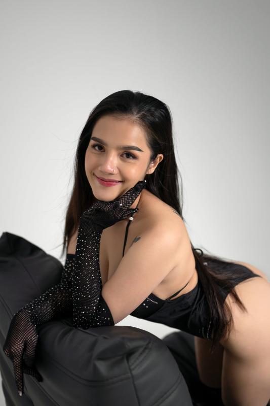 Emily is back to London Greenwich area
Hello guys i am Emily and welcome to my profile! 100 % RE A L
Are you looking for relax&release?
I'm the perfect company for..I am friendly, chatty and full of e