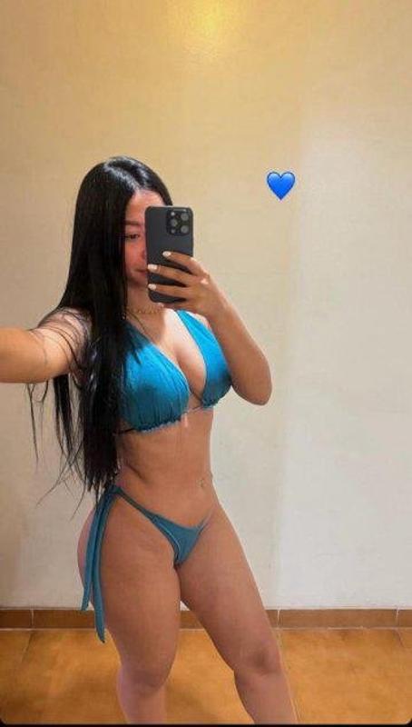 Sexy girl waiting for you to please you in whatever you desire