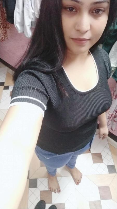 this side, sweet and unforgettable hottie independent girl here. I'm just 24 year's old, young and sexy girl and having stats  35b-28-34.