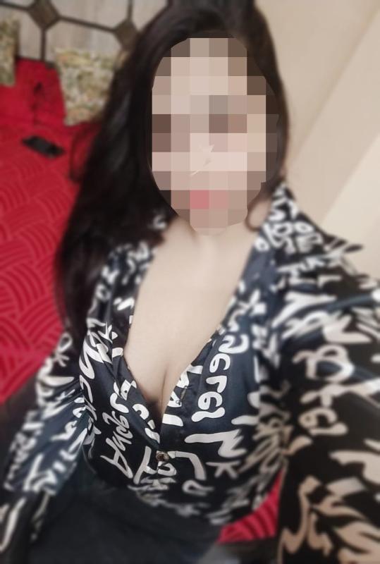 💞Hello Sexy, My Self jiva❣️
Its such a great pleasure to get your attention somehow.
I'll try in the best of way possible to describe myself so you can be excited to meet me or just to decide that I'm