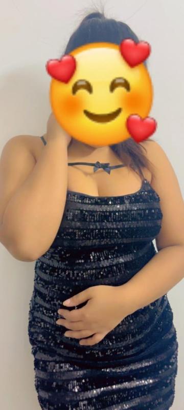 Hi, I am simmi (age22)
 Based in delhi available in ncr,I am hygiene freak and expect the same. I am Available for Real Meet Anywhere in India (on request). I prefer to meet first here in Delhi then i