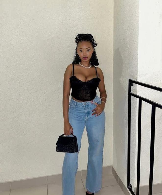 Hello! All Gentle Man!🥰 Am in kamanahali 
Thank you for visiting my profile today.
I’m really independent 100% I have (vaccines)3dose already
My name is Dillish
I’m 21 years 
I’m a Very Attractive and