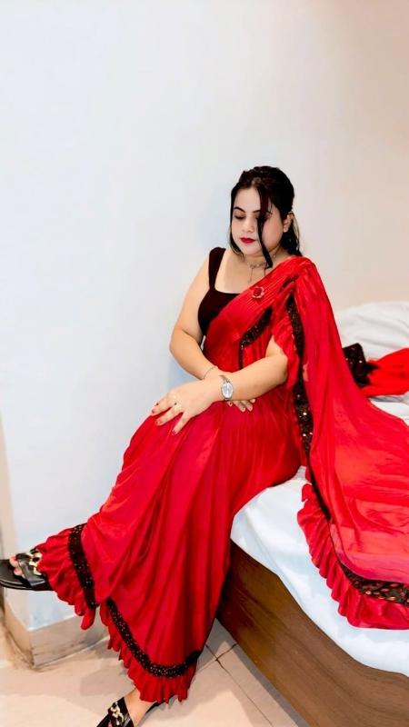 old hot and sexy lady ready to fulfil all your desires and help you in reaching the ultimate level of satisfaction in Kolkata. I come from a very orthodox family, so will never be providing my contact