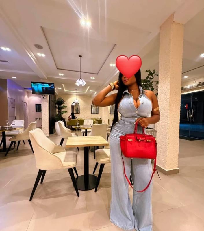 I am Linda super hot African sexy girl living in New Delhi