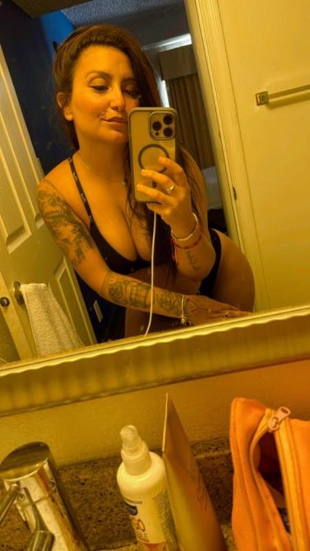 Nueva y Caliente (786) 695-3520 TRIOS BBBJ GFE