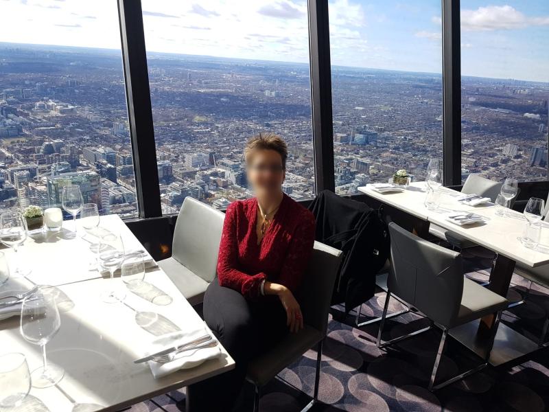IF YOU ARE AN EXECUTIVE OR PROFESSIONAL MAN OVER 35 who does not look for the classic services that women on these sites offer but an intelligent package that looks after the whole of him and leads to