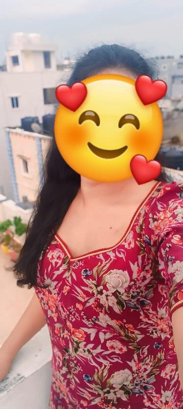 Hello my love am Sneha am available now in Hyderabad