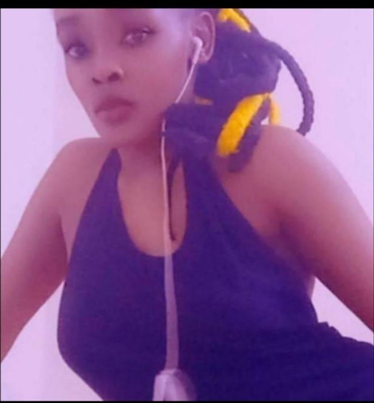 I'm very much straight forward person...text me when you are ready for service....I'll make you feel welcomed when we meet for sure n give you good service......no jokers allowed please....text me ..c