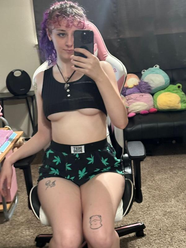 I’m ready to help you get wet and explore new pleasures, Regular sex is boring, let’s tune it up and let me bring through your wildest dreams
Anal 🍑🍑🍑
Rimjob 🚿🚿🚿
Blowjob🥵🥵🥵
69🥶🥶🥶
Cum swallowing 😶‍🌫️😶‍
