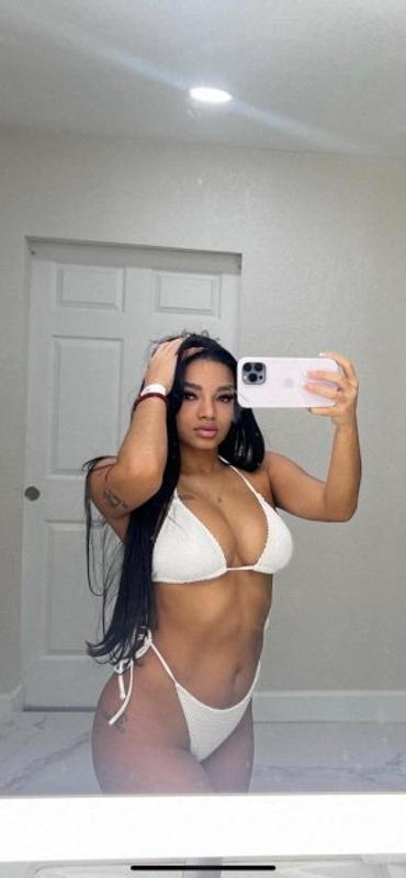 Latina sexy