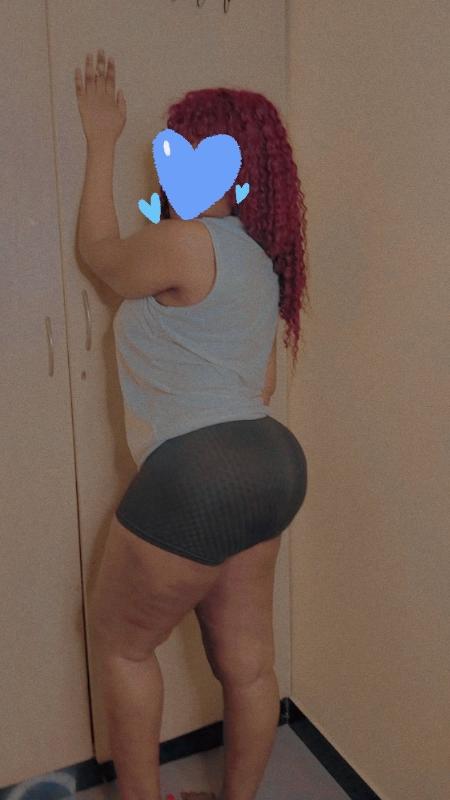 Your chocolate delight here.... Welcome to my page. I am here for the gentlemen.
Destination relaxion and orgasm.
I cater to the most professional gentlemen who wishes to spend time with a lively, int