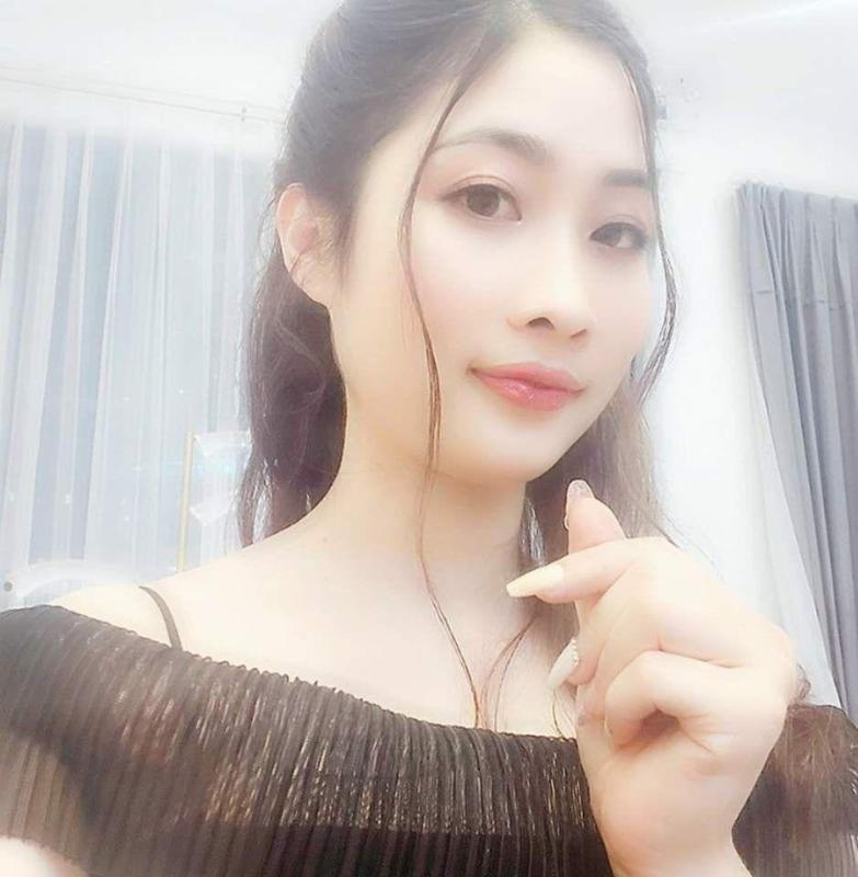 Hi dear, gentleman!🫂
My name is lulu$ shortly Lukat’s. Well groomed young and wild. I’m very sexy and too hot to handle. I provide special elite services to fulfil ur sexual fantasies and dreams. I’m