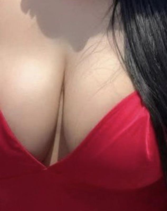 Hello friends🌿 how are you. Are you bored alone?
Do you 🌿want to take my online nude service.
So please 🌿contact me now. you can enjoy with
me now in on line nude services. Then please message 🌿me on