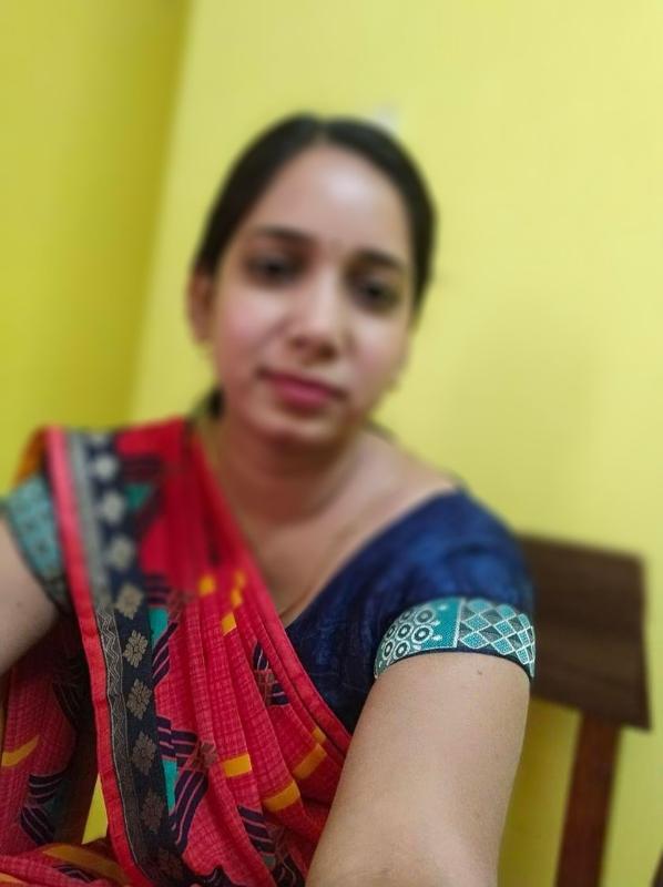 Hii am Neha  24 years independent girl
I am a sweet independent girl.
Now only cam show and nude pics available 
I'm high educated, intelligent, well-travelled, multilingual, very feminine and sensual
