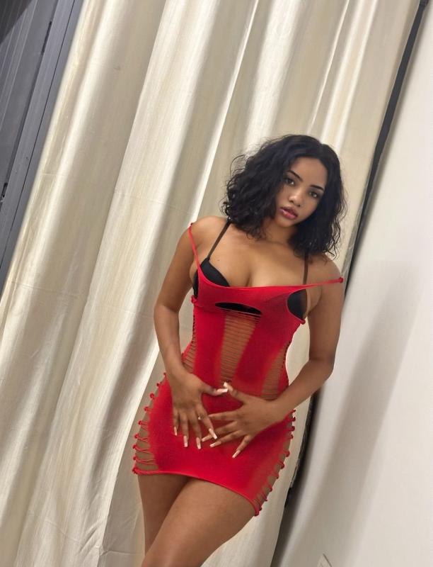 I am Sasha super hot African sexy girl living in Chandigarh..