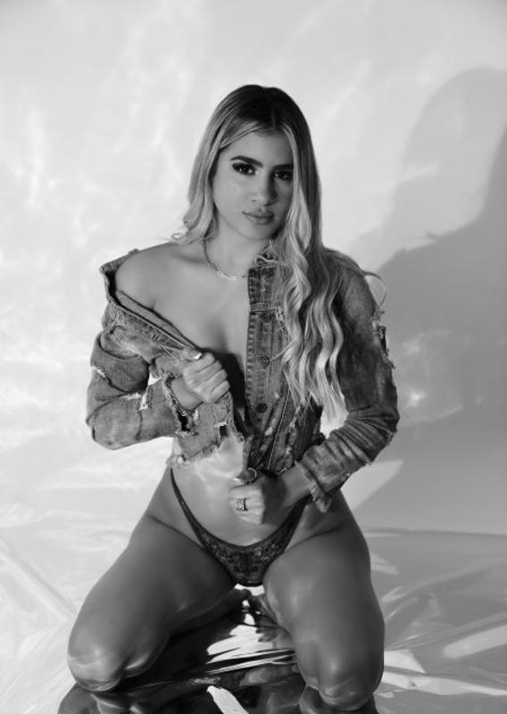 Chica latina sexy