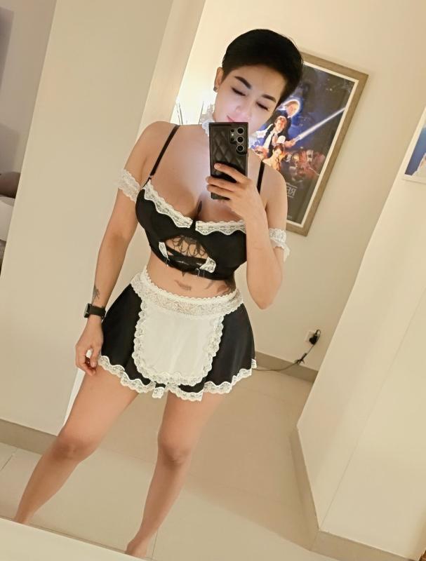 Hello gentlemen, my name Kookkik ⭐⭐⭐⭐⭐
I’m 35years old and new 
My photos are 100% real.💦
Best service🍑
Please no calls, respect my privacy. Text me on Whatsapp only.
Hi Babe, nice to meet you! I am a