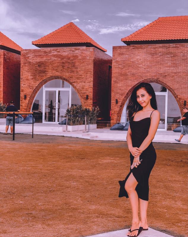 Hi.... 
My name is Dilla
Iam 28yo
skinny, exotic skin, im the only one who can fullfil your fantasies.
just lemme know what u want
your satisfaction is guaranteed!
call me soon
xoxo
Dilla