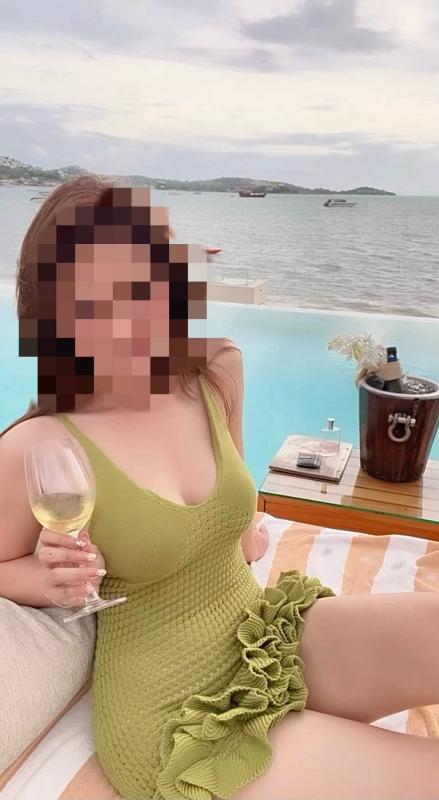 Hello, my name is Bella, I am available on Koh Samui, you can contact me directly, start work 1 hour / 5000 Thai baht. I can be your friend and girlfriend as well.we will have fun and enjoy together.