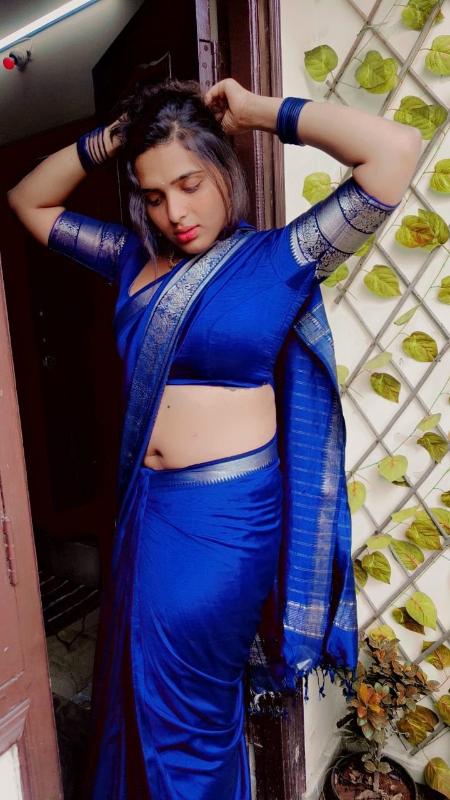 I'm sandya reddy ,age 24 
Here in Hyderabad with own flat and ac available, safe and secure place.
My service list:
In call 
Out call 
Voice call 
And video call service available.
Group sex also avai