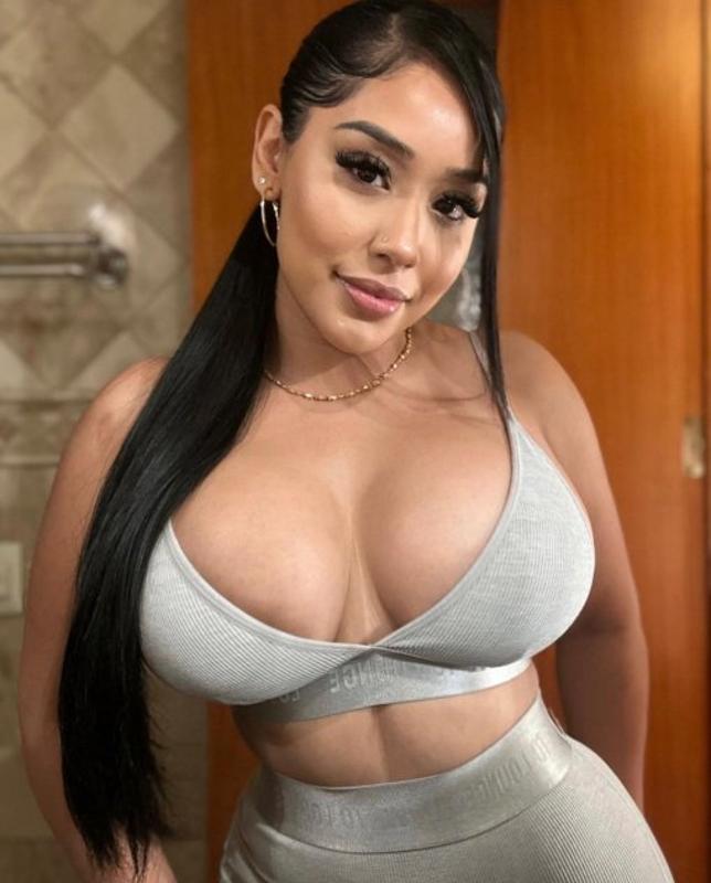 BUSTY LISA NURU MSG Love kissing & cuddling