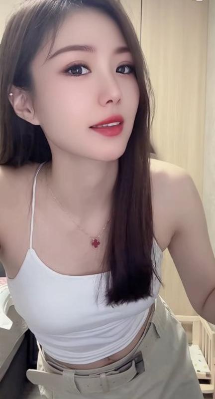 ⭕Asian young girl⭕262-453-8595 ⭕ Here ⭕ NO Rush ⭕come on
